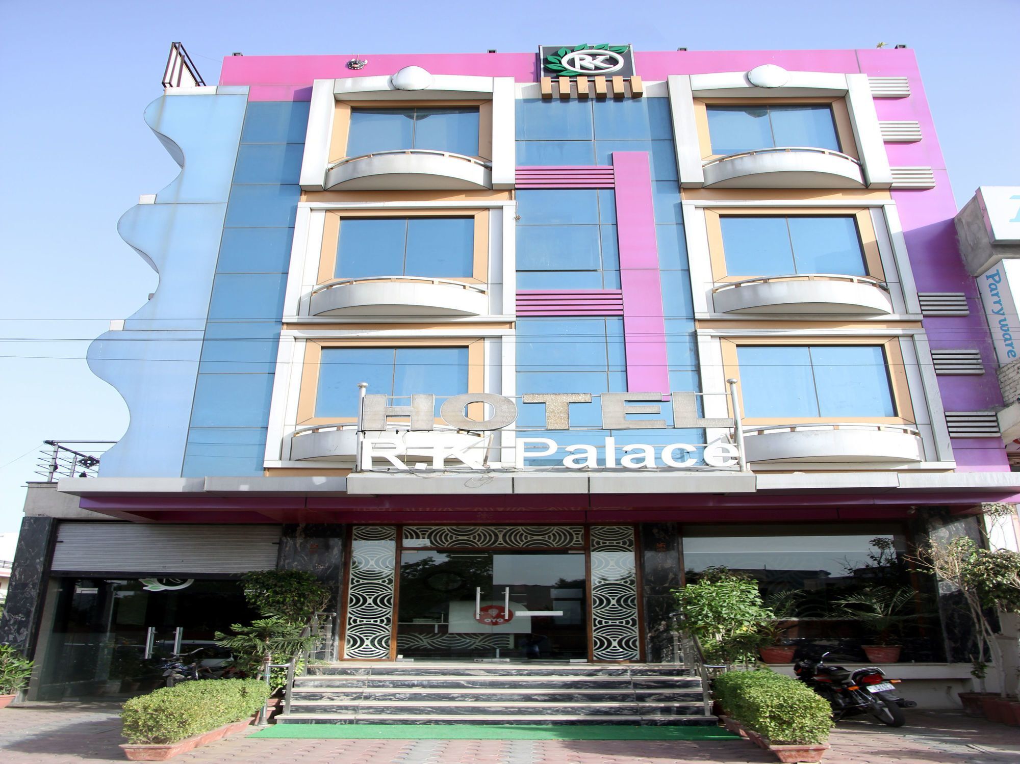 Oyo 14427 Hotel Rk Palace Dzsaipur Kültér fotó